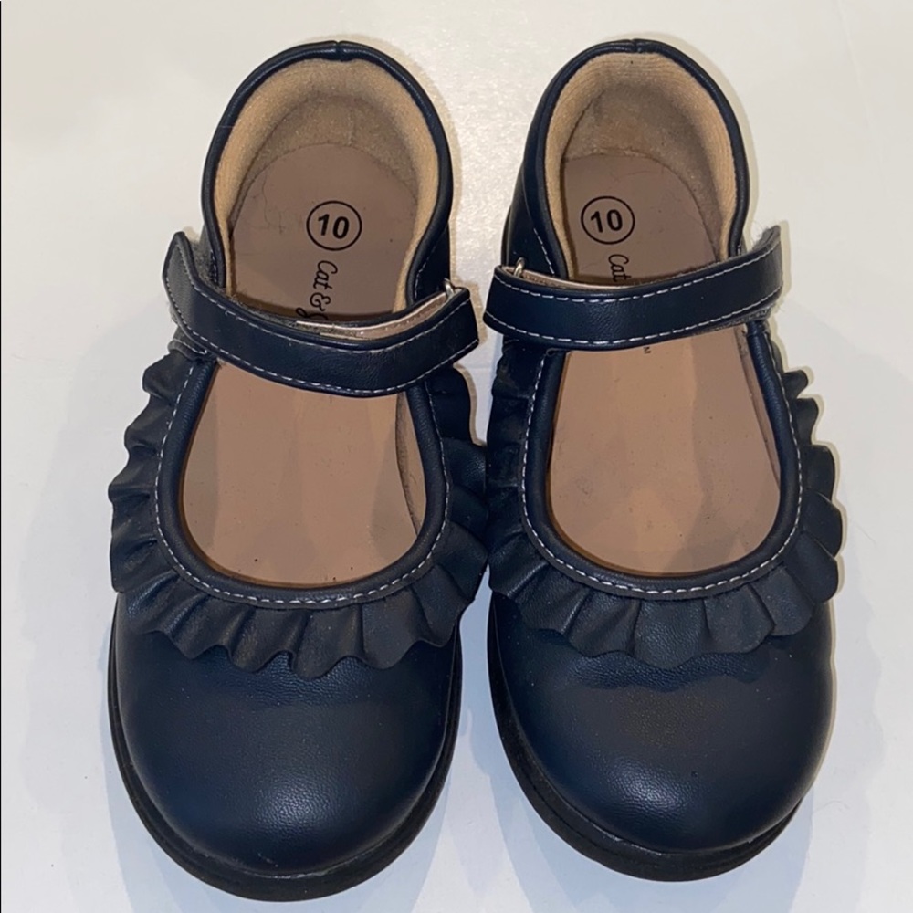Black rubber flats
